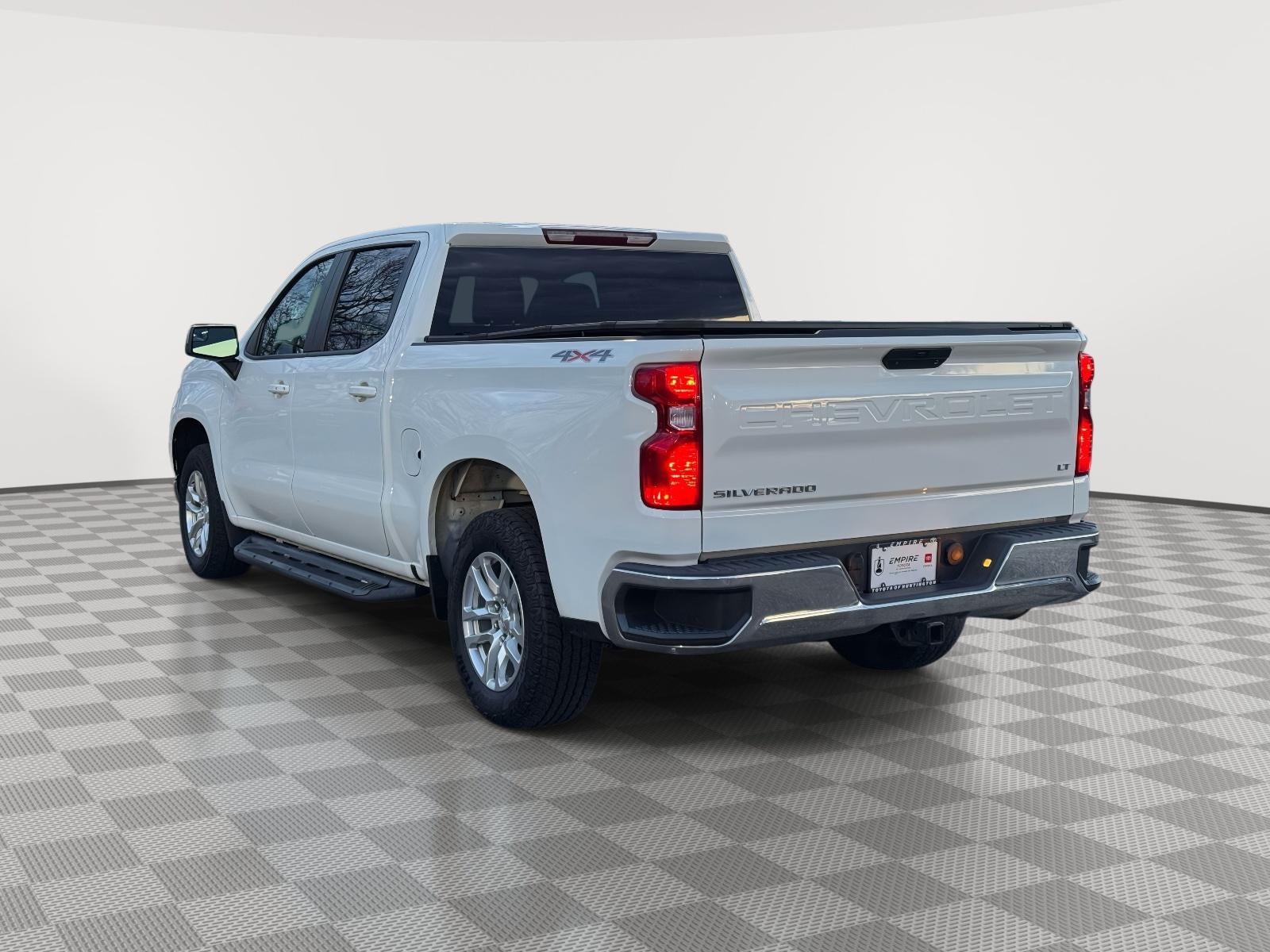 2022 Chevrolet Silverado 1500 LTD 4WD Crew Cab Short Bed LT with 2FL