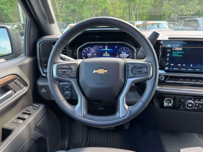 2023 Chevrolet Silverado 1500 4WD Double Cab Standard Bed LT