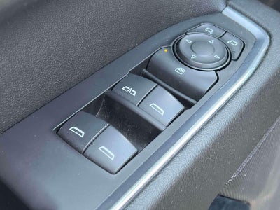 2022 Chevrolet Silverado 1500 4WD Double Cab Standard Bed LT with 2FT