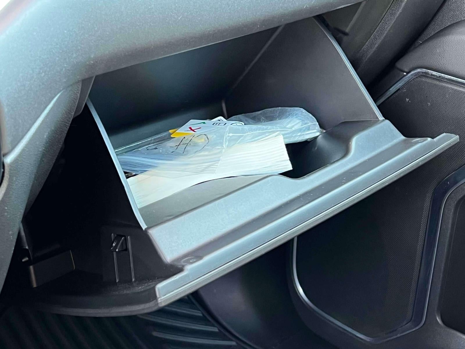 2022 Chevrolet Silverado 1500 4WD Double Cab Standard Bed LT with 2FT