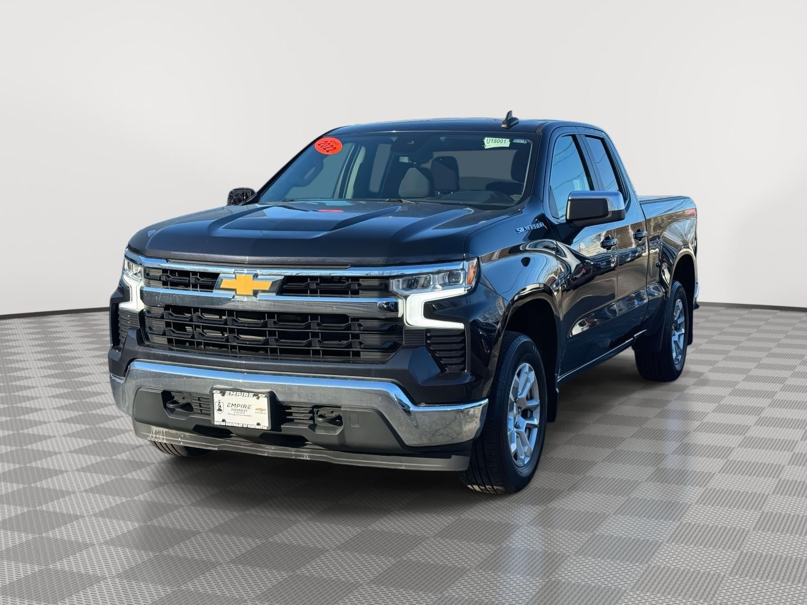 2022 Chevrolet Silverado 1500 4WD Double Cab Standard Bed LT with 2FT
