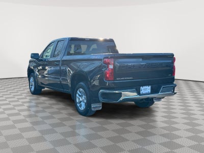 2022 Chevrolet Silverado 1500 4WD Double Cab Standard Bed LT with 2FT