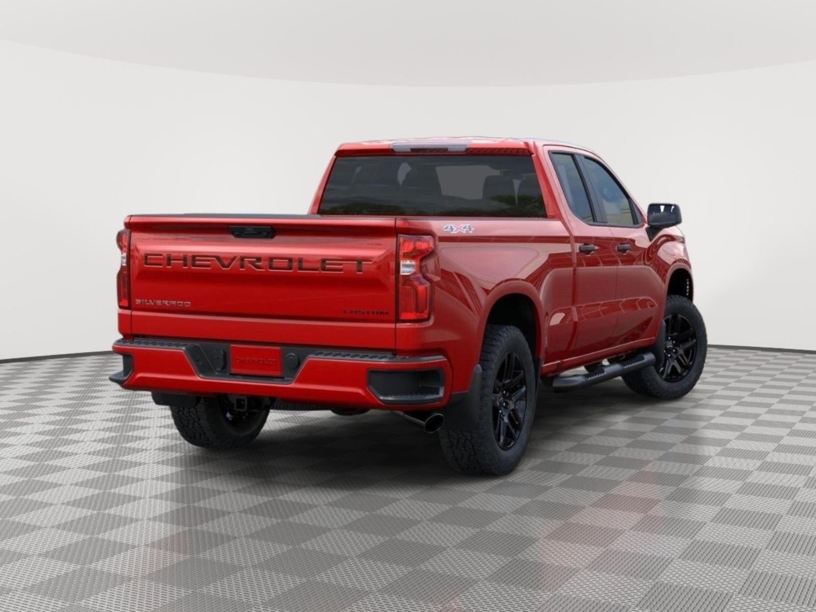 2026 Chevrolet Silverado 1500 4WD Double Cab Standard Bed Custom