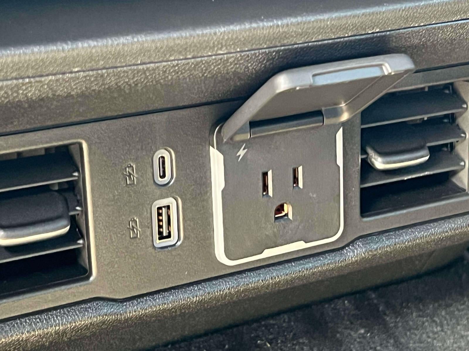 2026 Chevrolet Silverado 1500 4WD Double Cab Standard Bed LT