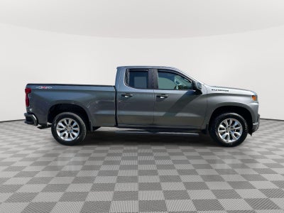 2021 Chevrolet Silverado 1500 4WD Double Cab Standard Bed Custom