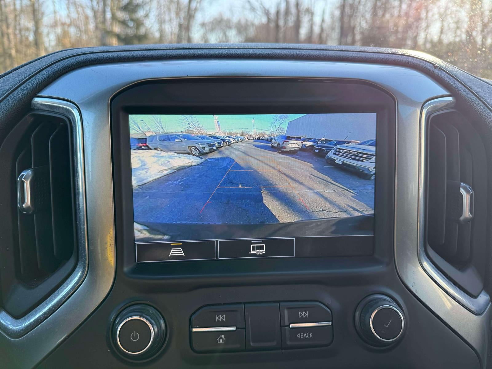 2021 Chevrolet Silverado 1500 4WD Double Cab Standard Bed LT