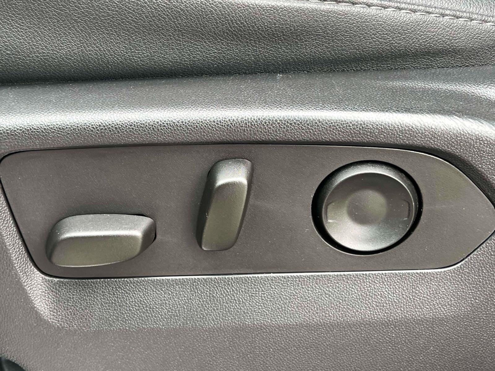 2023 Chevrolet Silverado 1500 4WD Crew Cab Short Bed RST