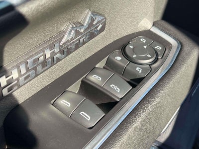 2023 Chevrolet Silverado 1500 4WD Crew Cab Short Bed High Country