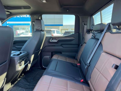 2023 Chevrolet Silverado 1500 4WD Crew Cab Short Bed High Country