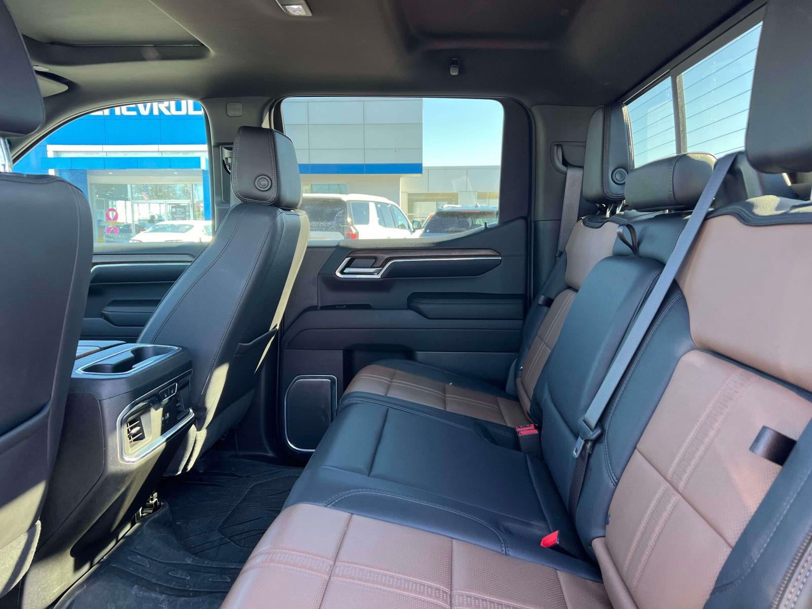 2023 Chevrolet Silverado 1500 4WD Crew Cab Short Bed High Country