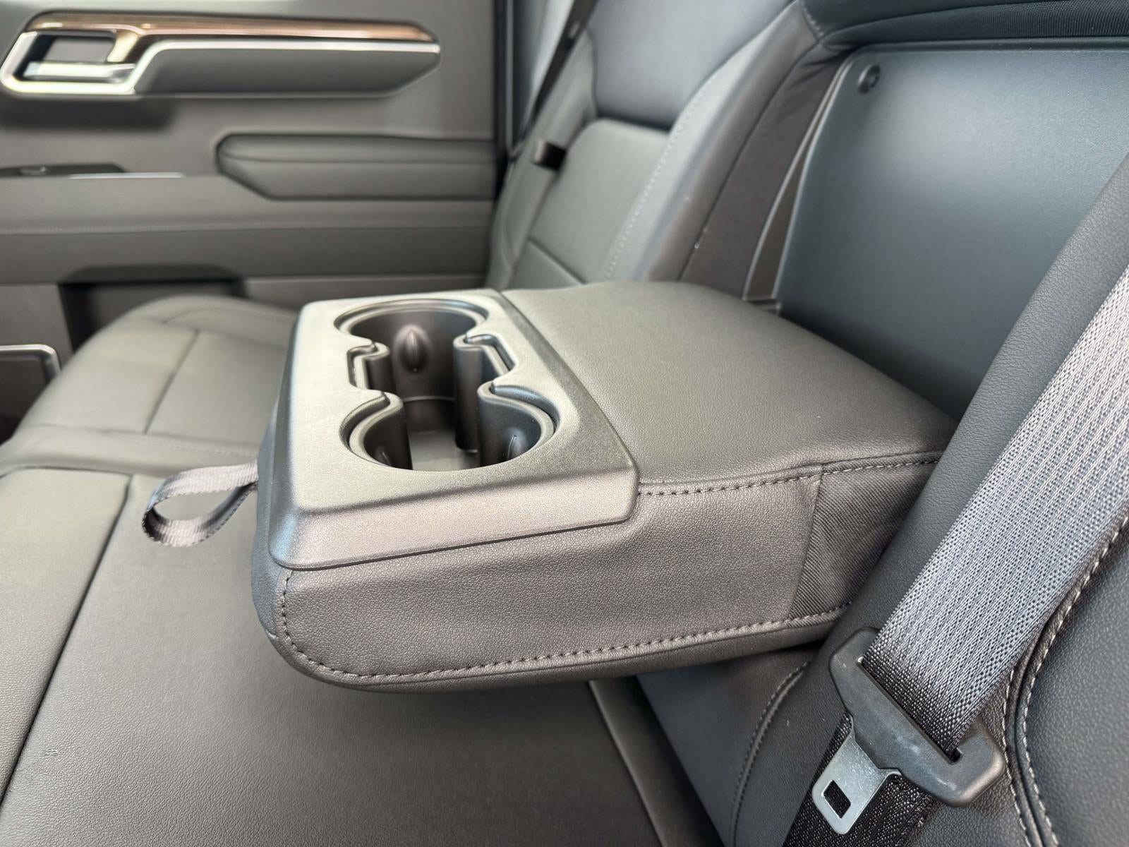 2026 Chevrolet Silverado 1500 4WD Crew Cab Short Bed RST