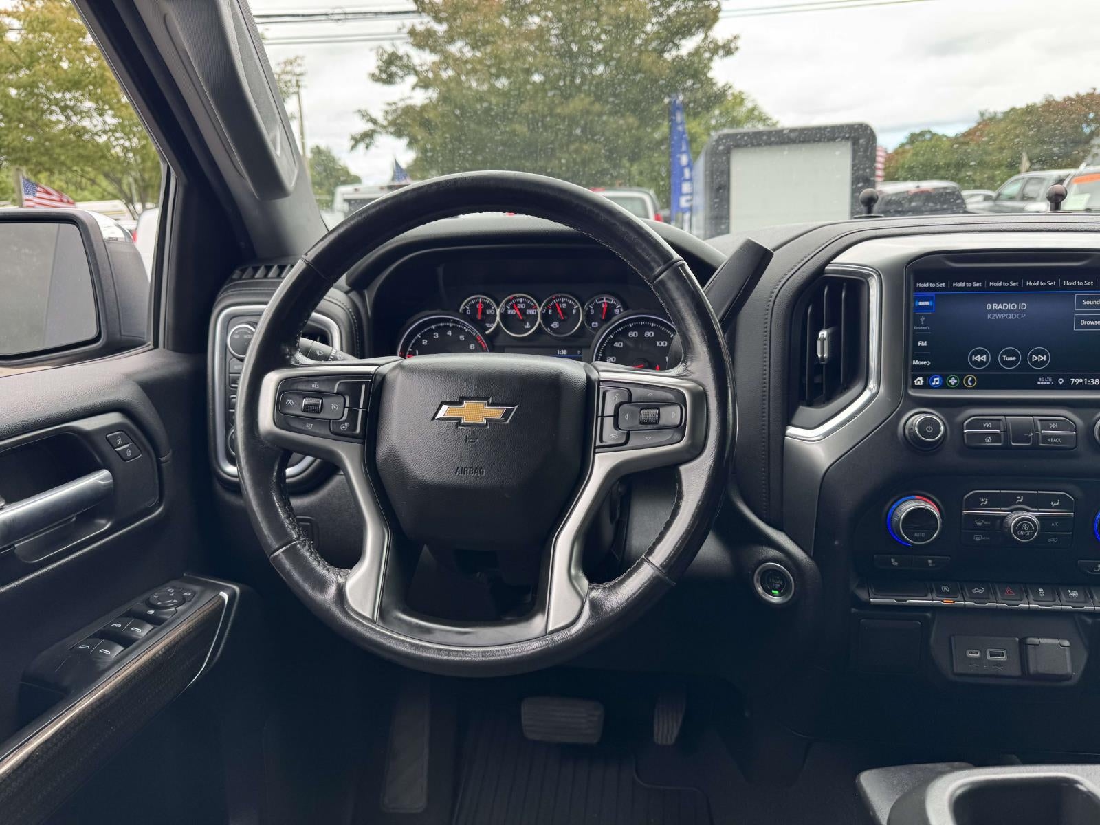 2021 Chevrolet Silverado 1500 4WD Crew Cab Short Bed LT
