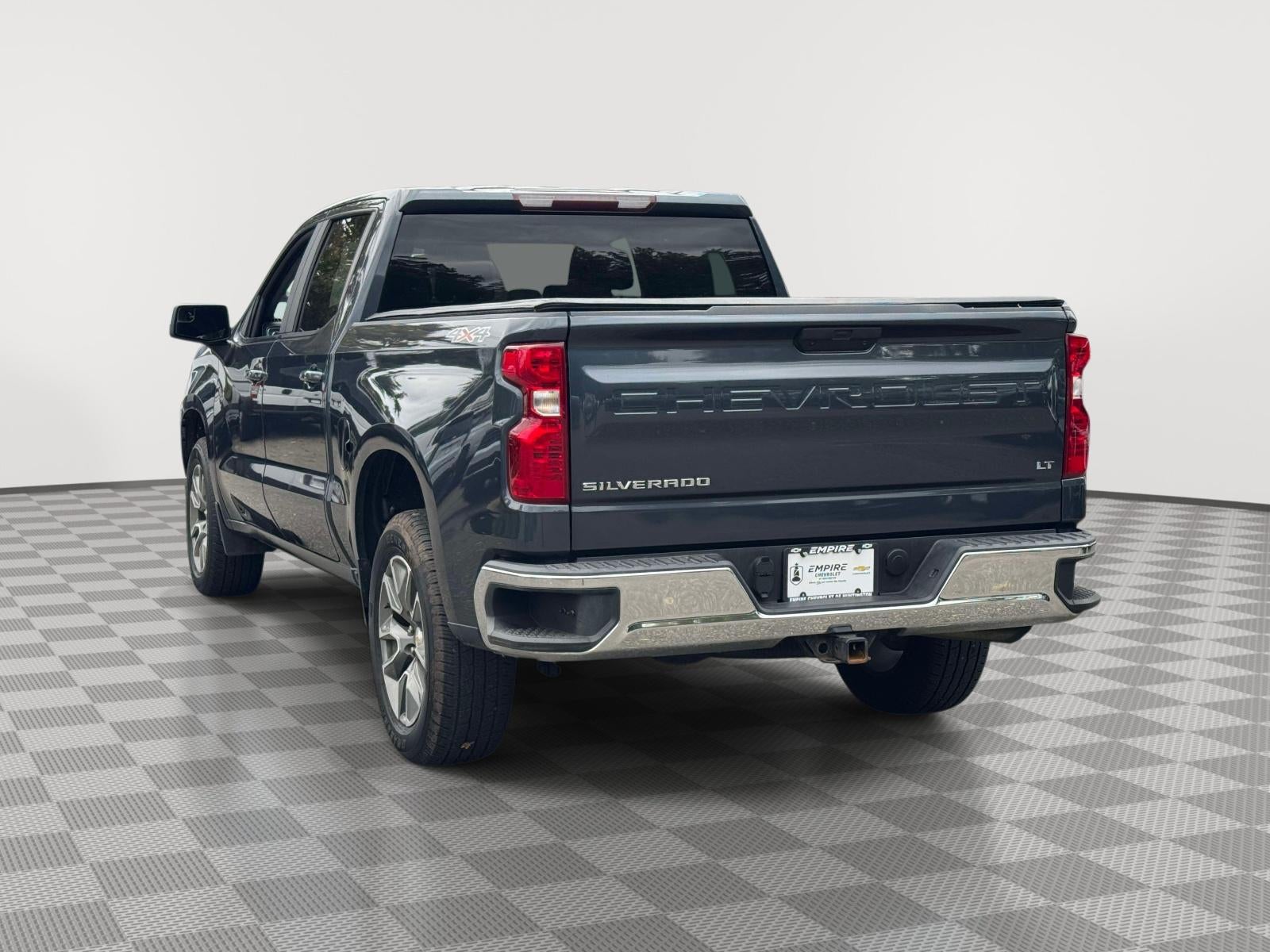 2021 Chevrolet Silverado 1500 4WD Crew Cab Short Bed LT