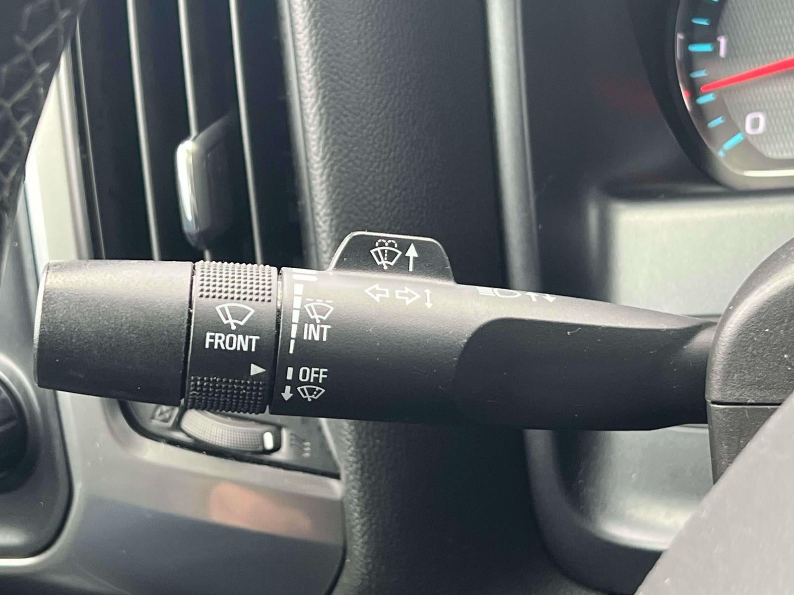 2017 Chevrolet Silverado 1500 2LT