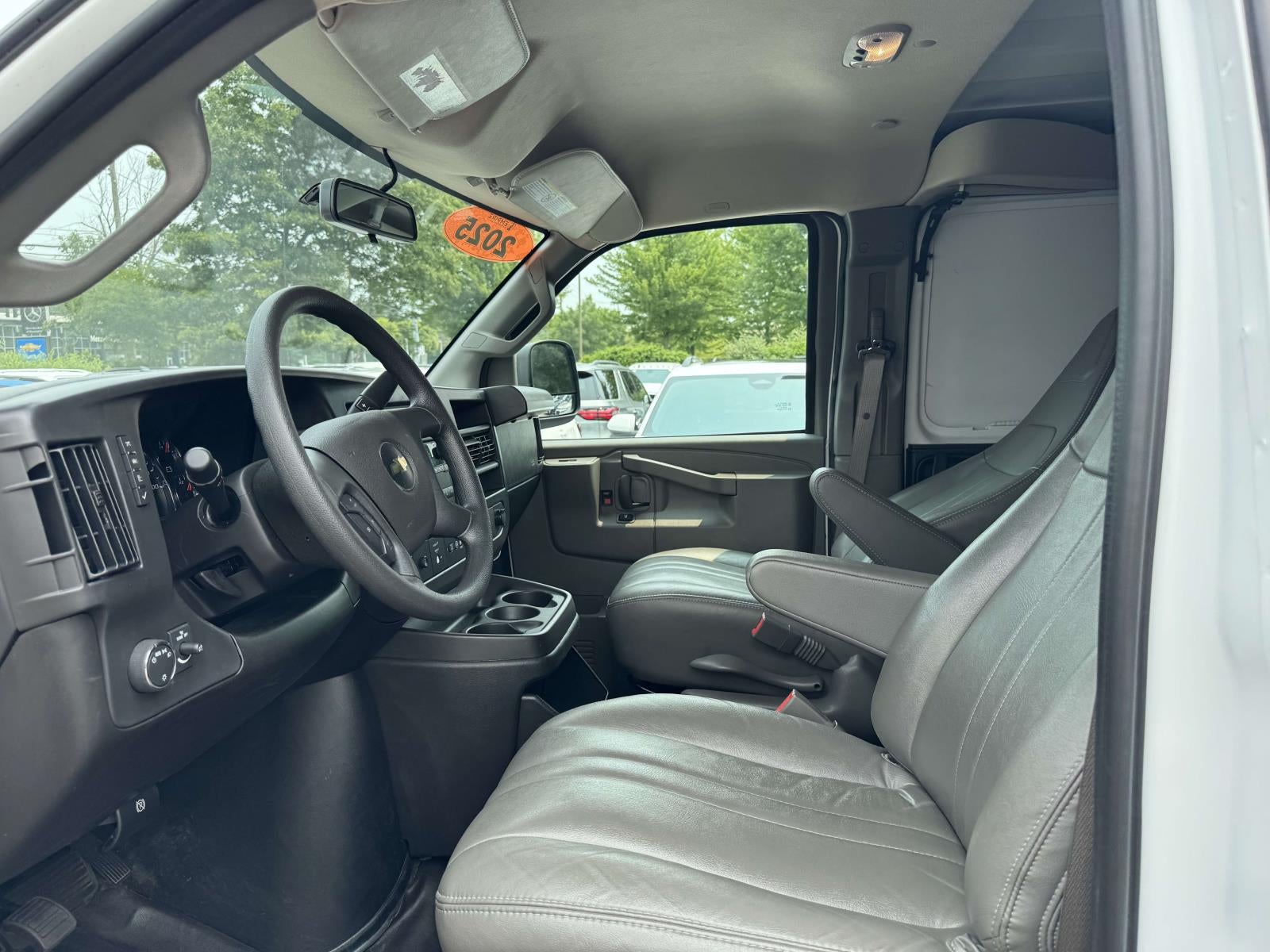2025 Chevrolet Express Cargo RWD 2500 Extended Wheelbase WT