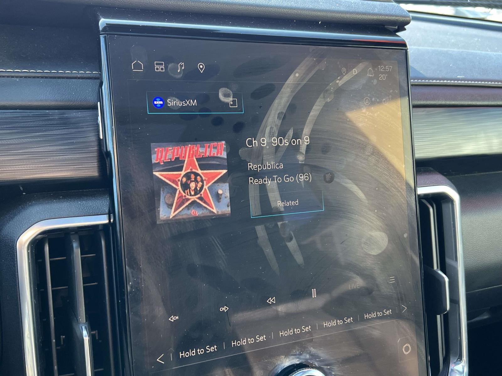 2025 GMC Acadia FWD Elevation