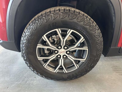 2024 GMC Acadia AWD AT4