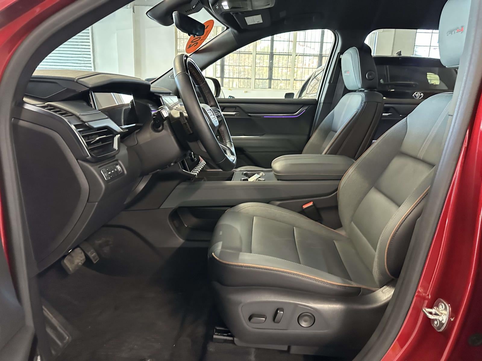 2024 GMC Acadia AWD AT4