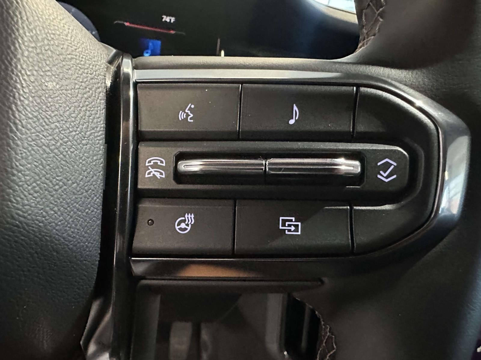 2024 GMC Acadia AWD AT4