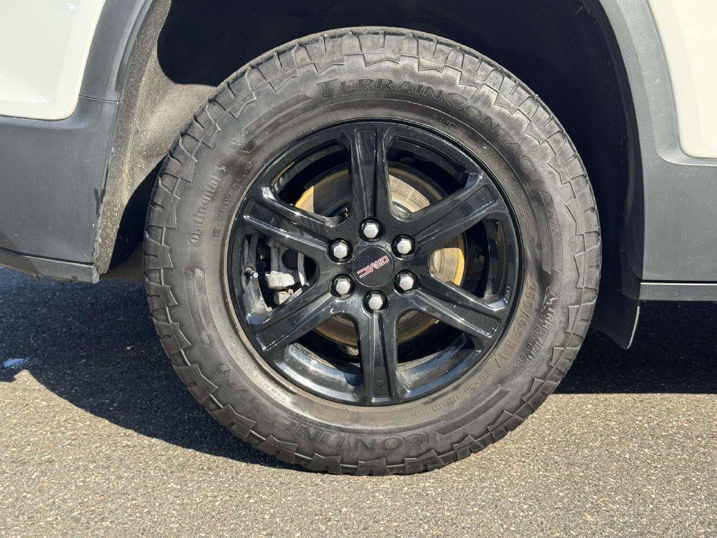 2023 GMC Acadia AWD AT4