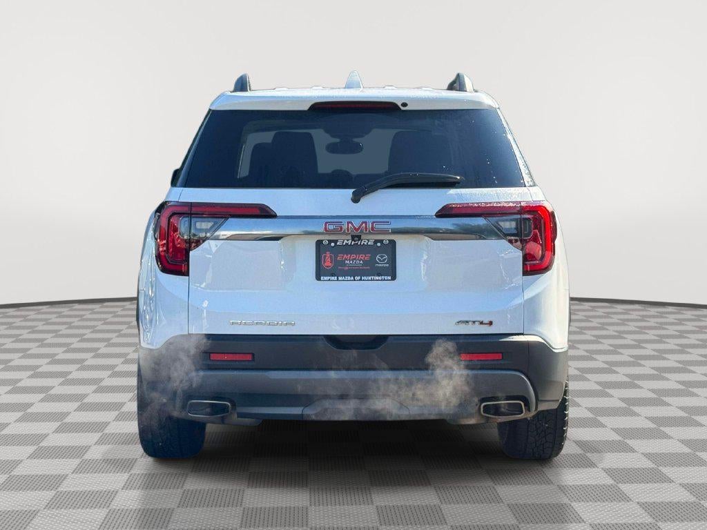 2023 GMC Acadia AWD AT4