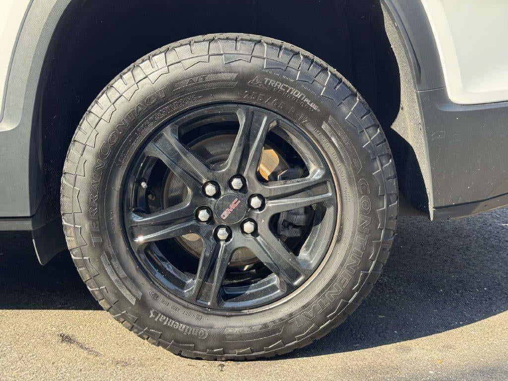 2023 GMC Acadia AWD AT4
