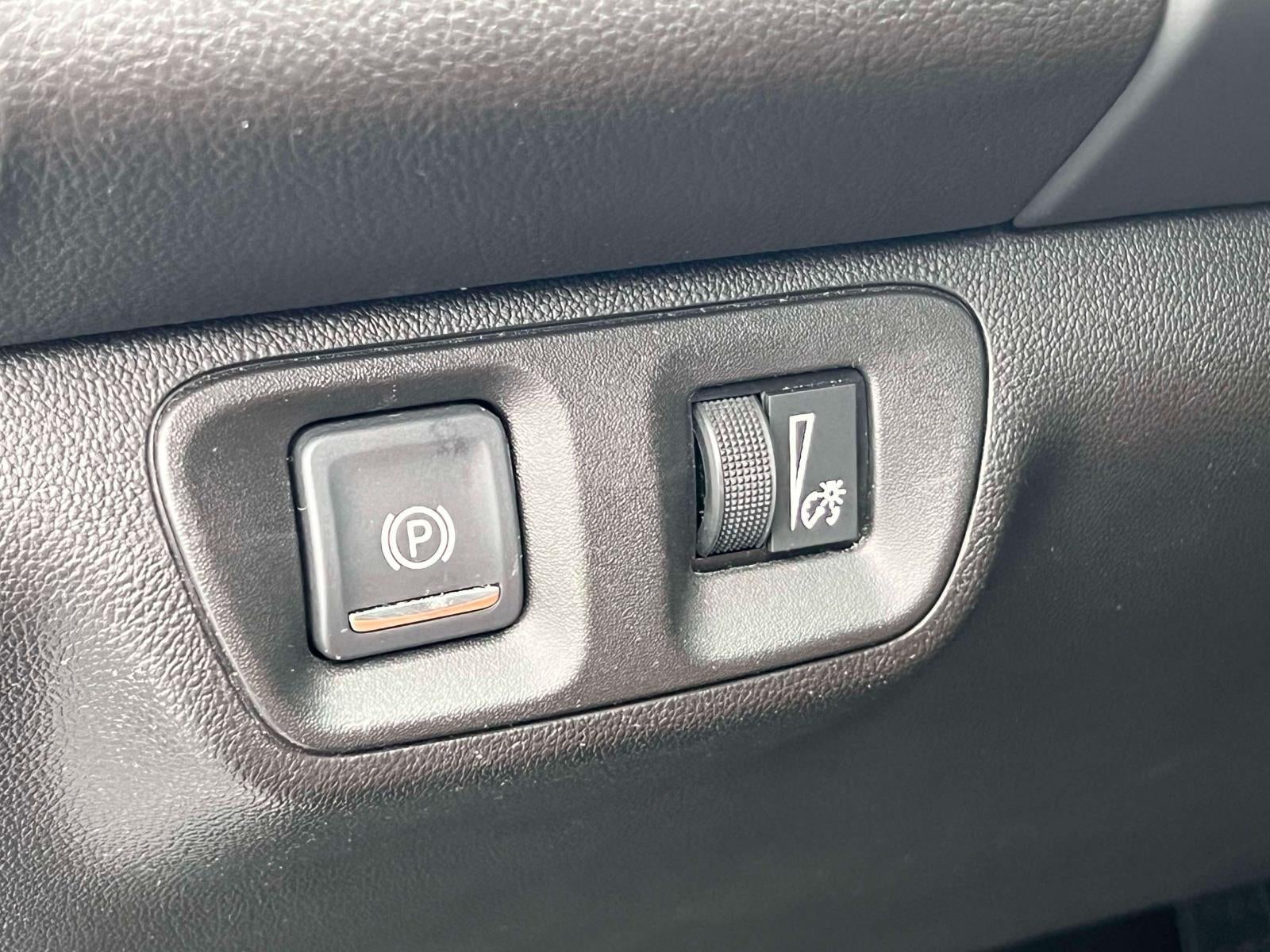2020 GMC Acadia AWD AT4