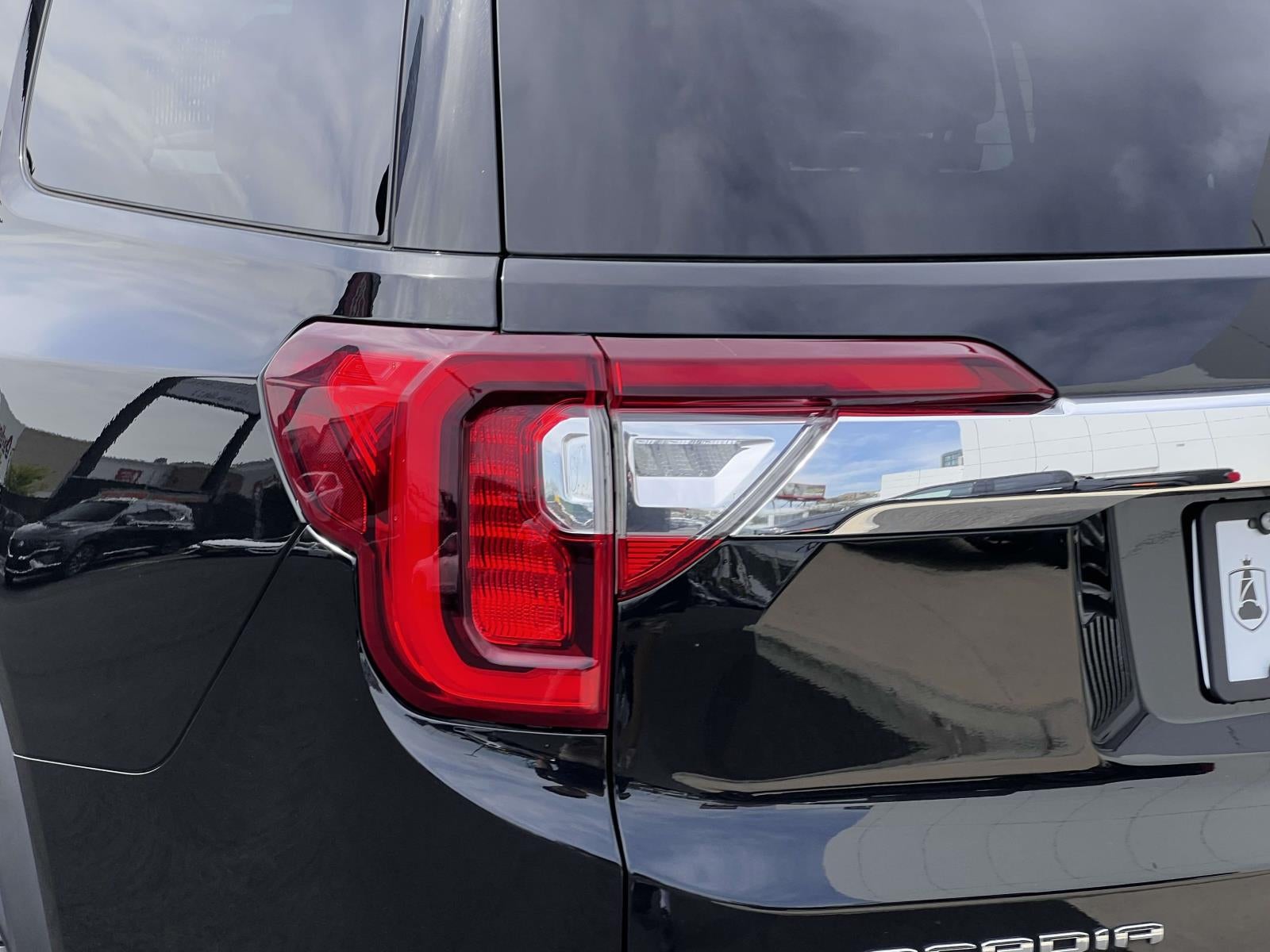 2022 GMC Acadia AWD SLT