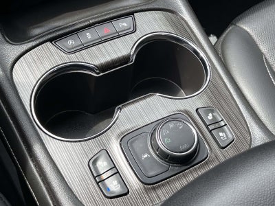 2022 GMC Acadia AWD SLT