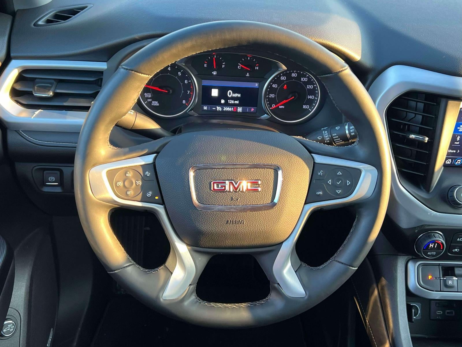 2023 GMC Acadia AWD SLT