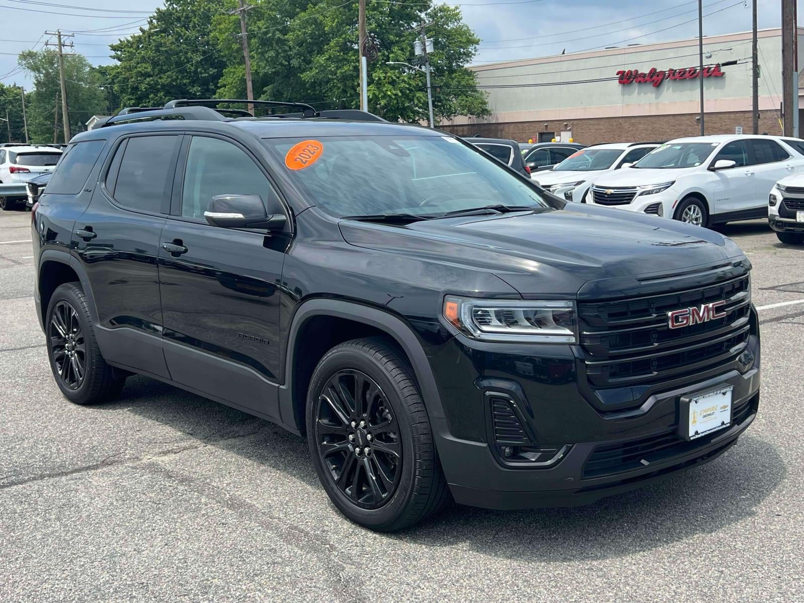 2023 GMC Acadia AWD SLT