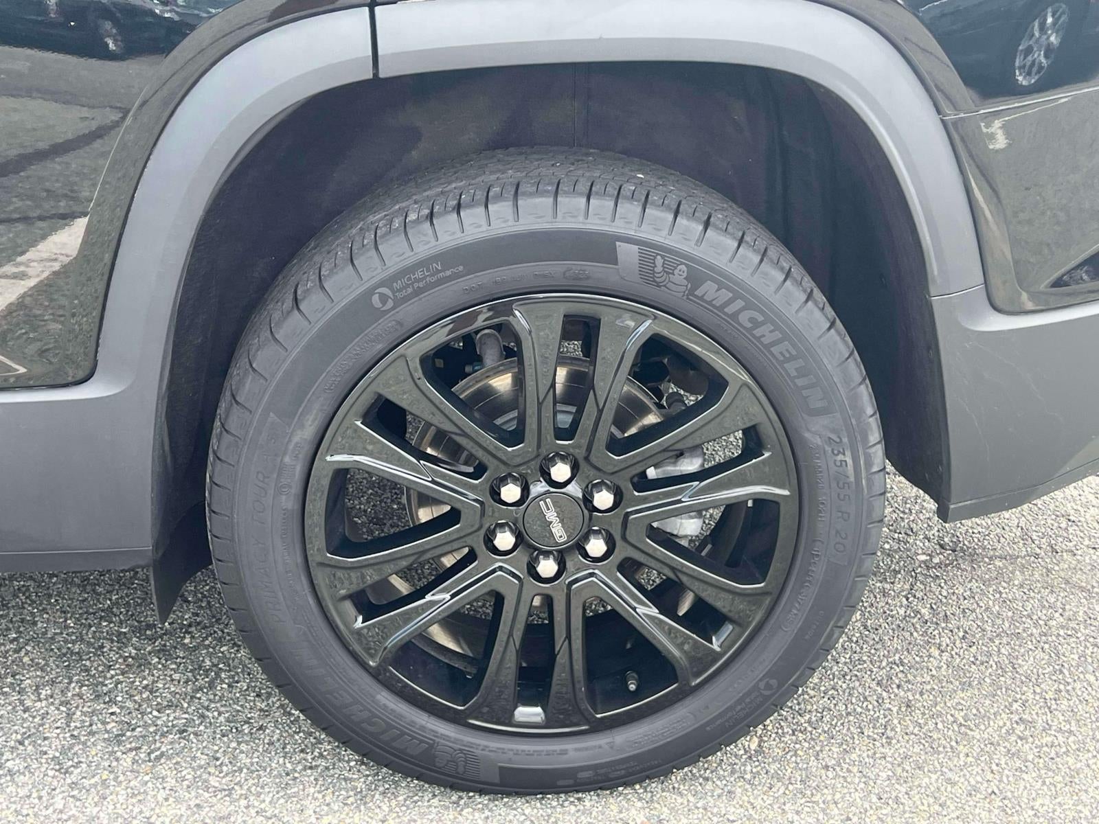 2023 GMC Acadia AWD SLT