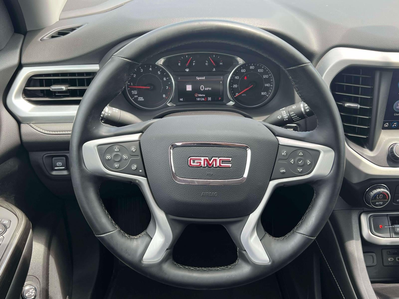 2023 GMC Acadia AWD SLT