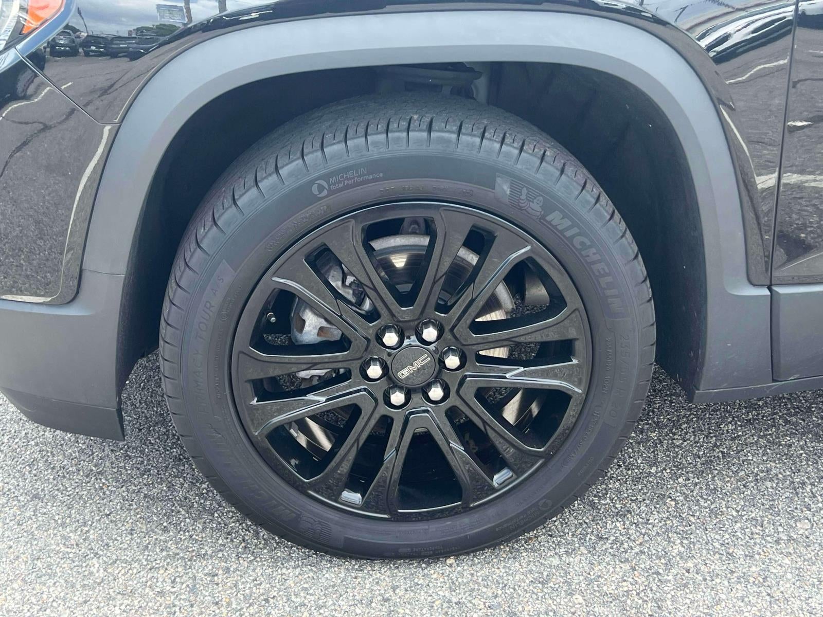 2023 GMC Acadia AWD SLT