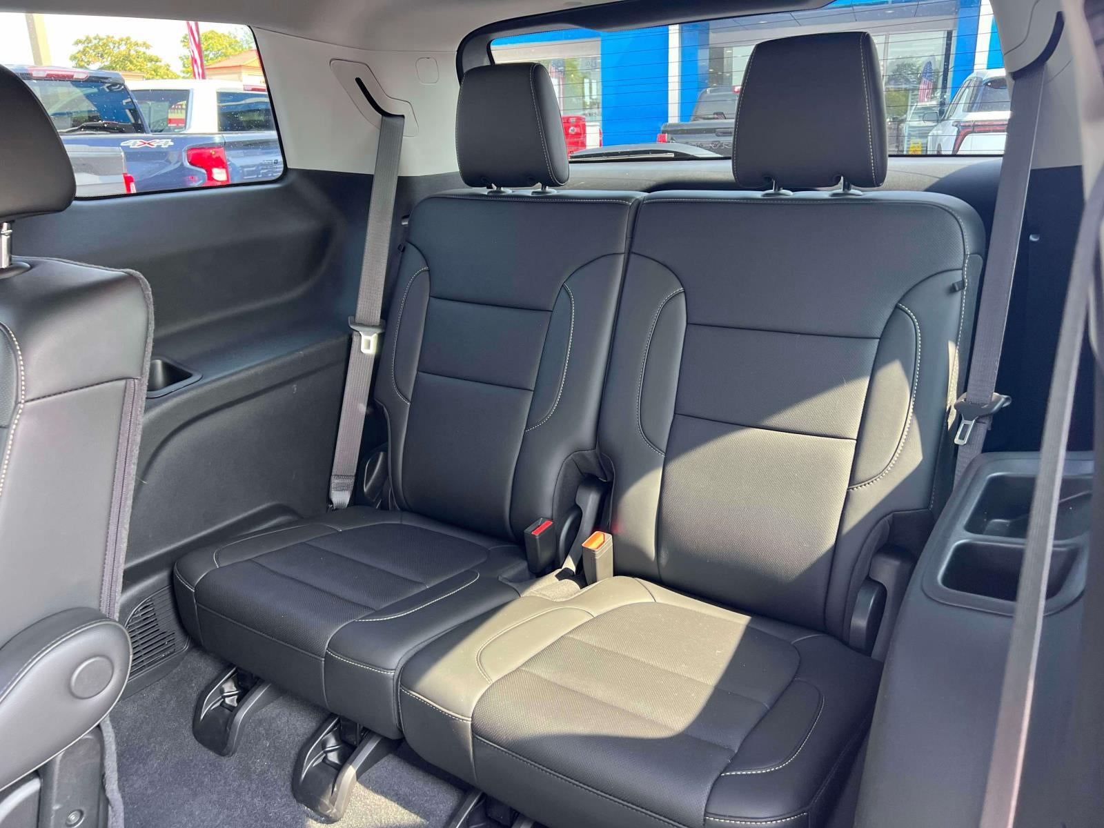 2023 GMC Acadia AWD SLT