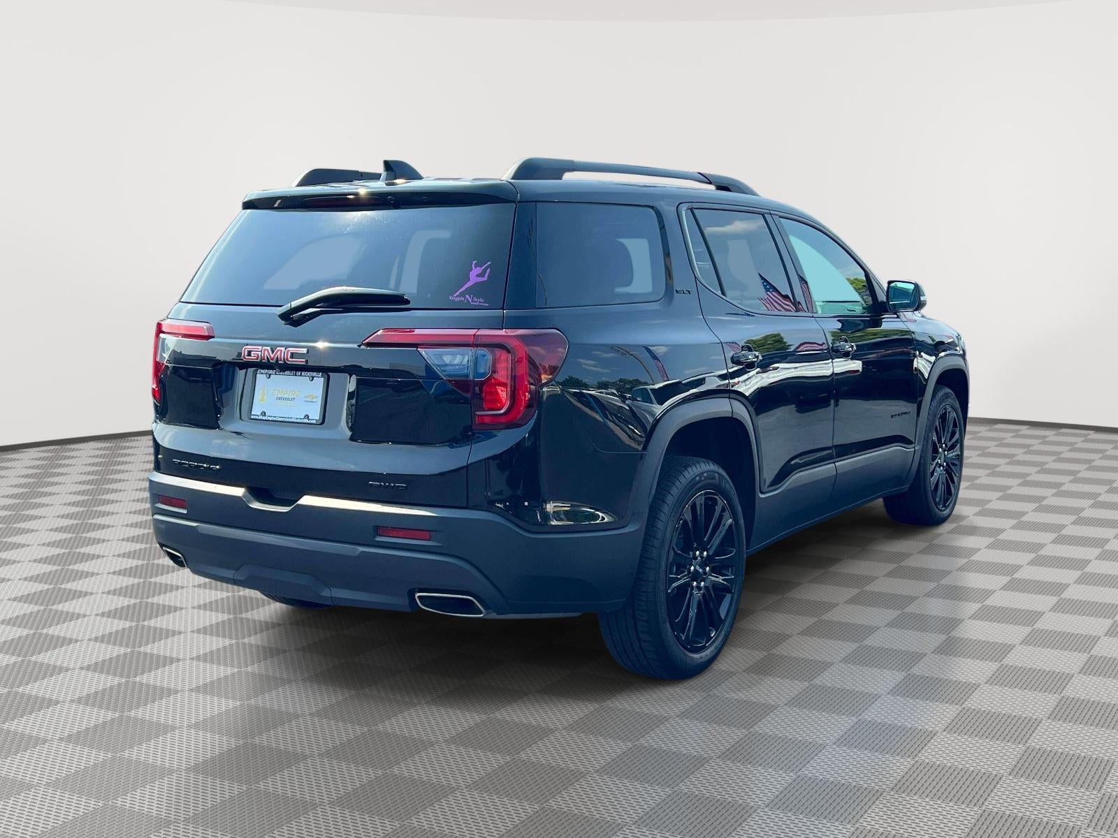 2023 GMC Acadia AWD SLT