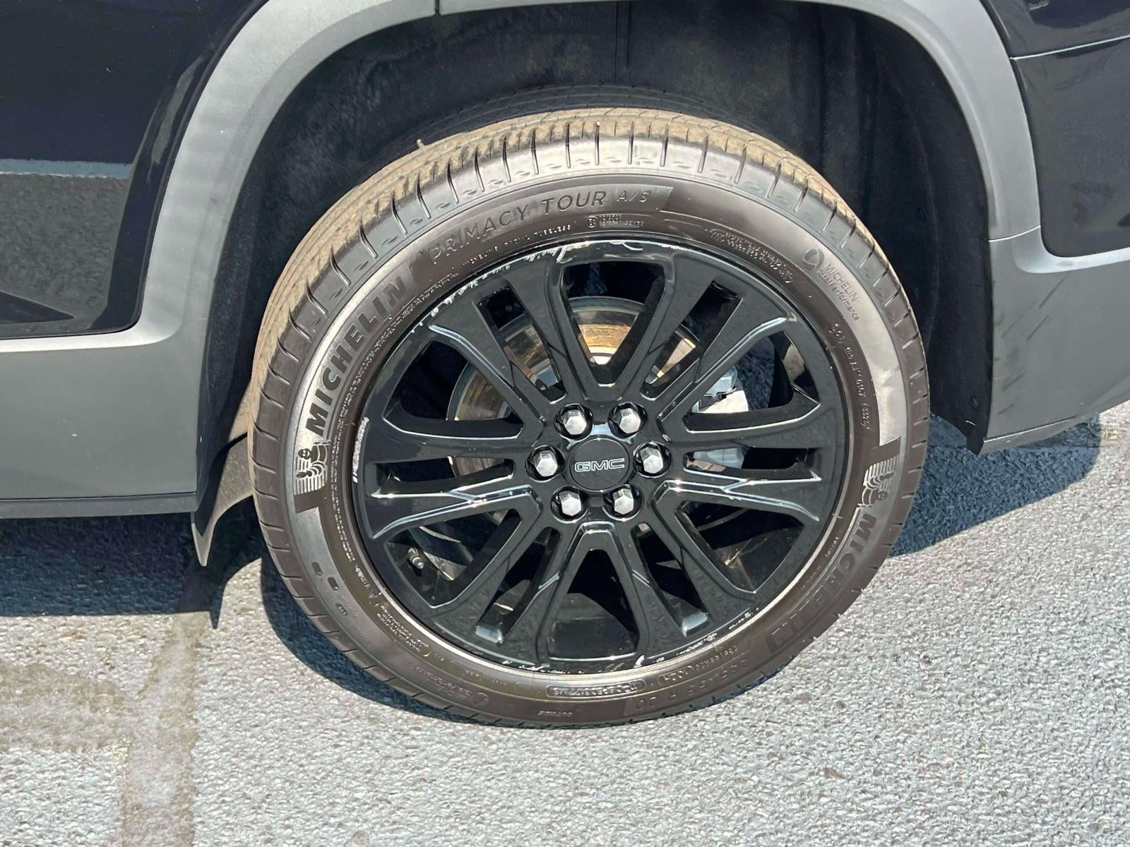 2023 GMC Acadia AWD SLT
