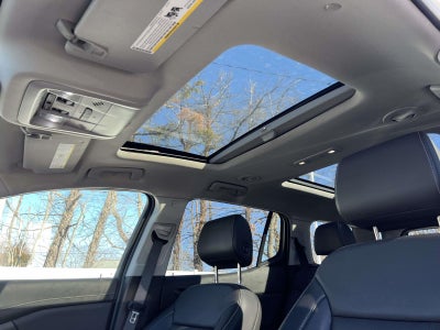 2023 GMC Acadia AWD SLT