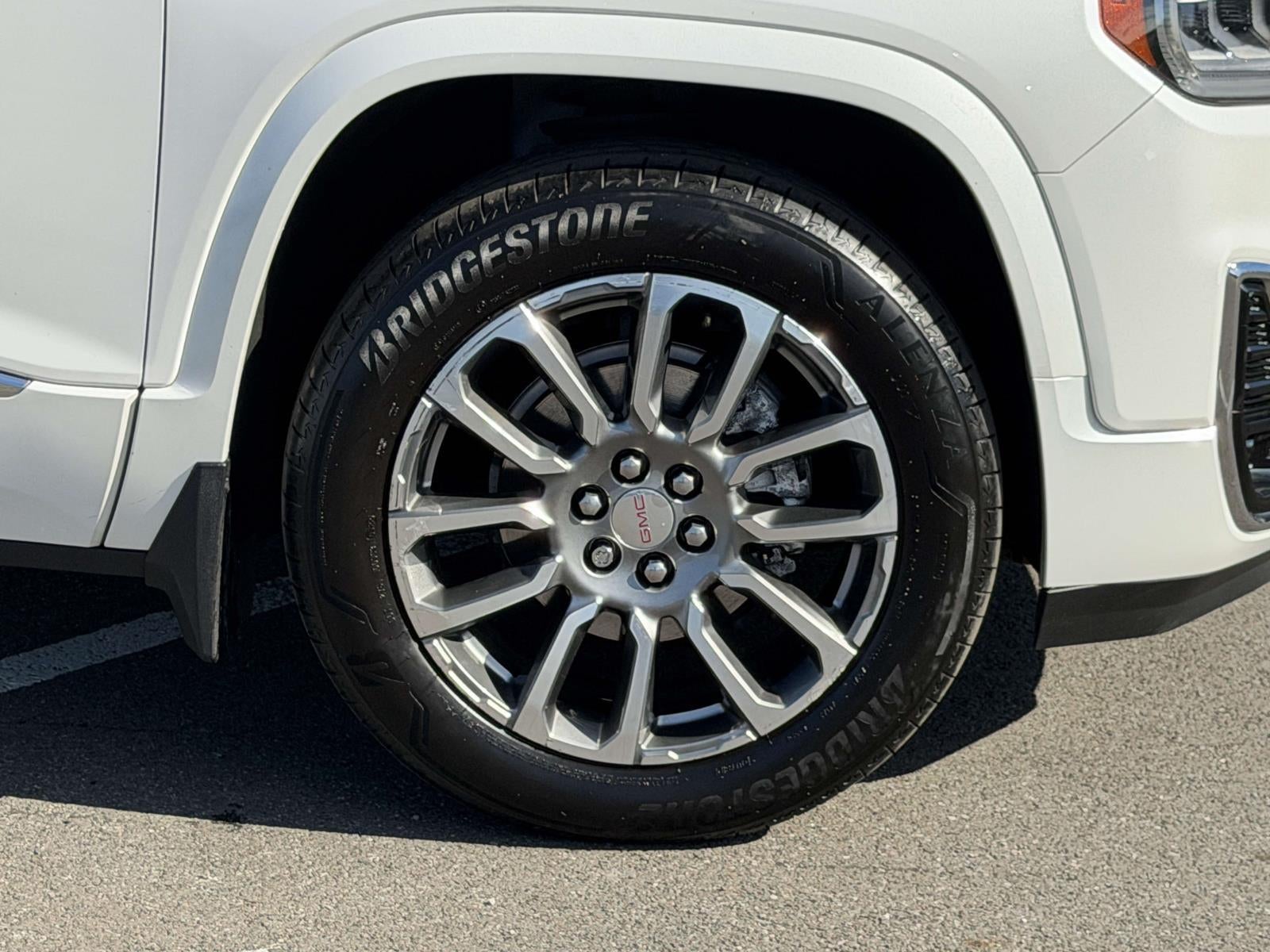 2022 GMC Acadia AWD Denali
