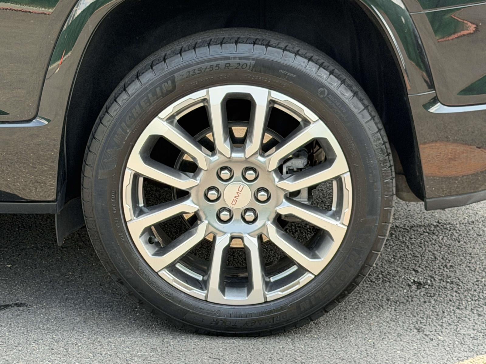 2022 GMC Acadia AWD Denali