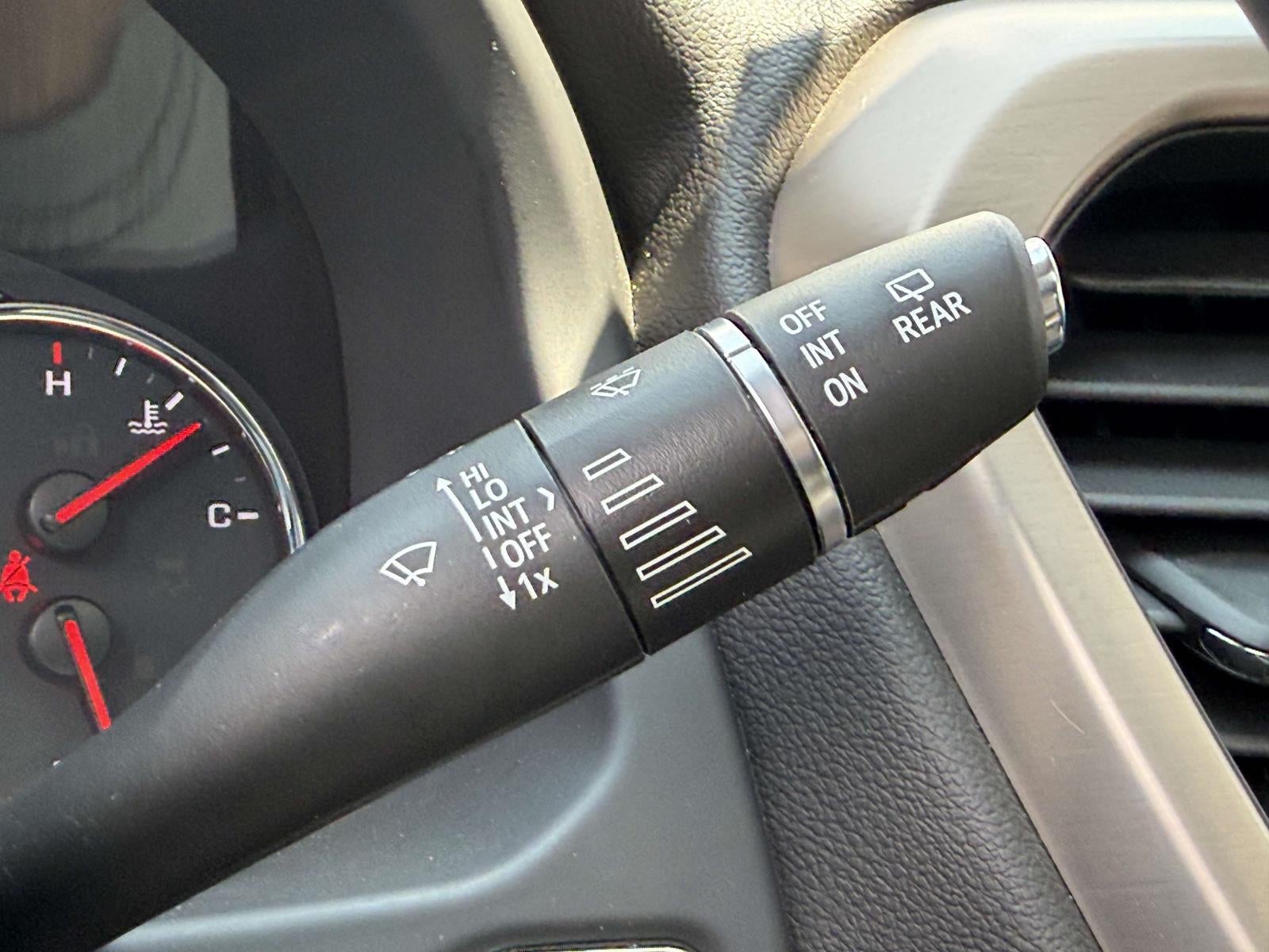 2022 GMC Acadia AWD Denali