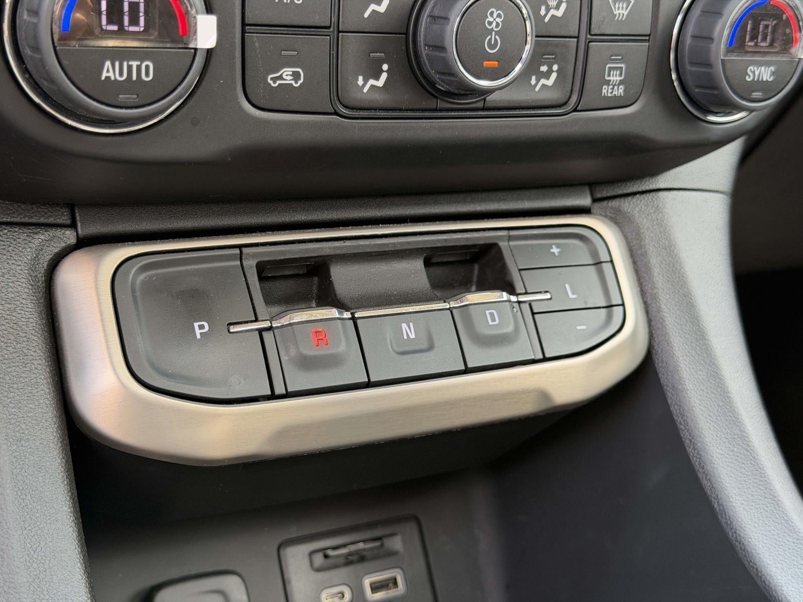 2022 GMC Acadia AWD Denali