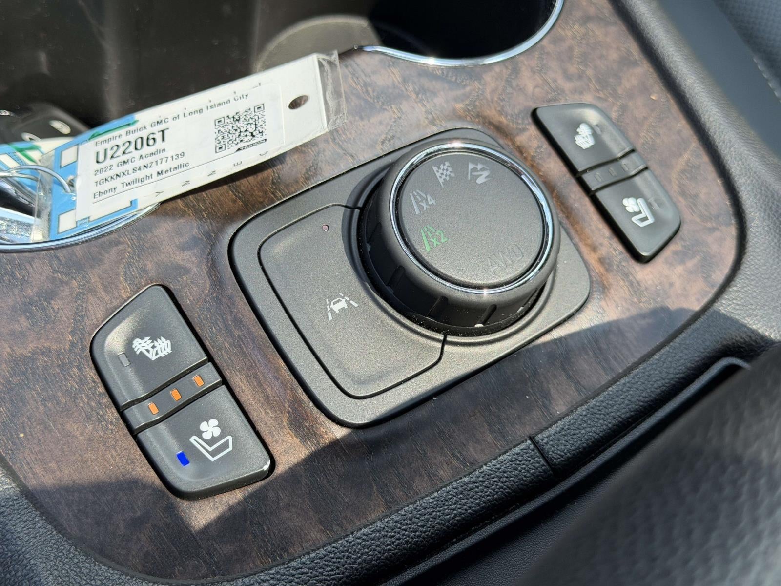 2022 GMC Acadia AWD Denali