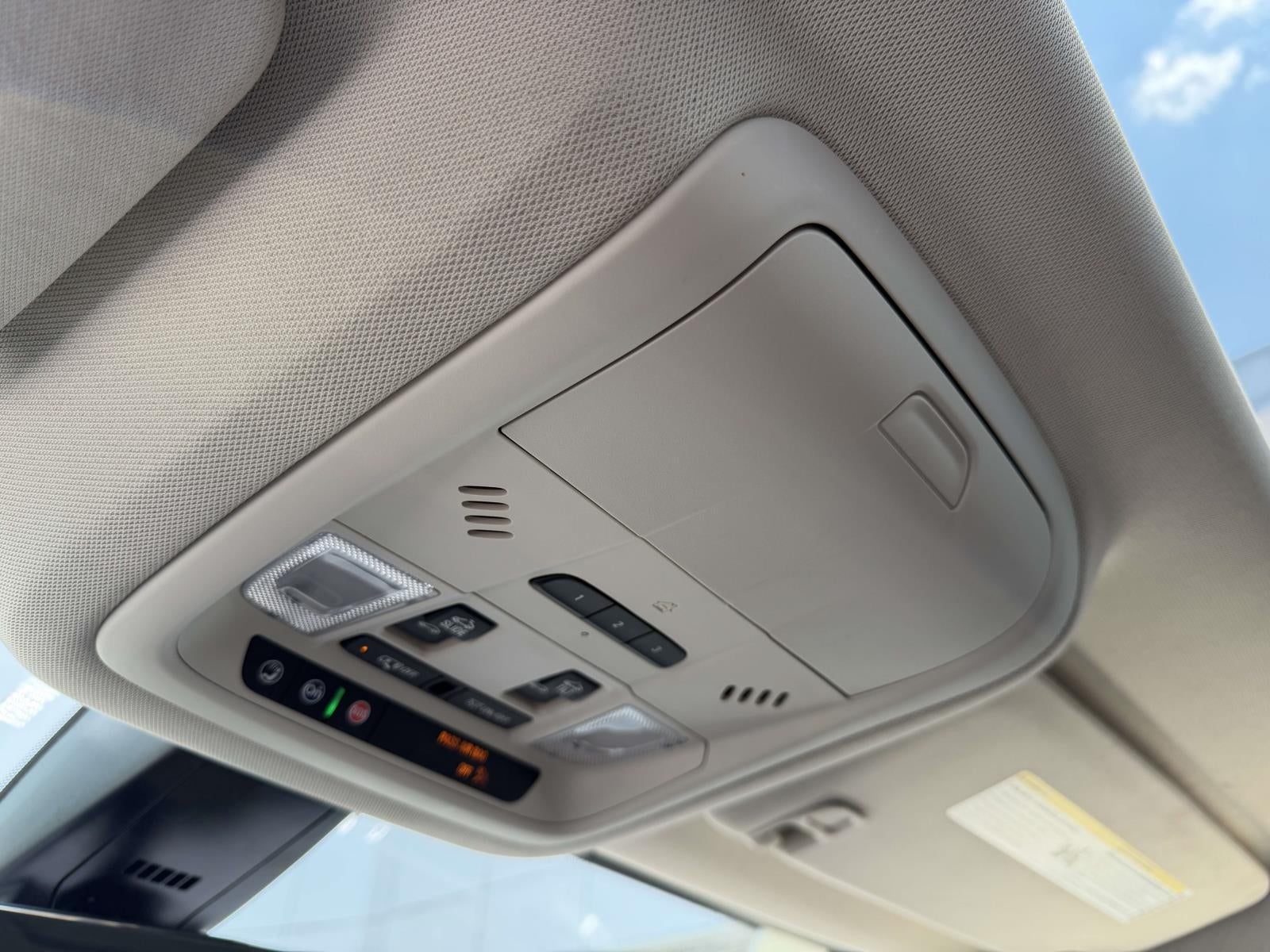 2022 GMC Acadia AWD Denali
