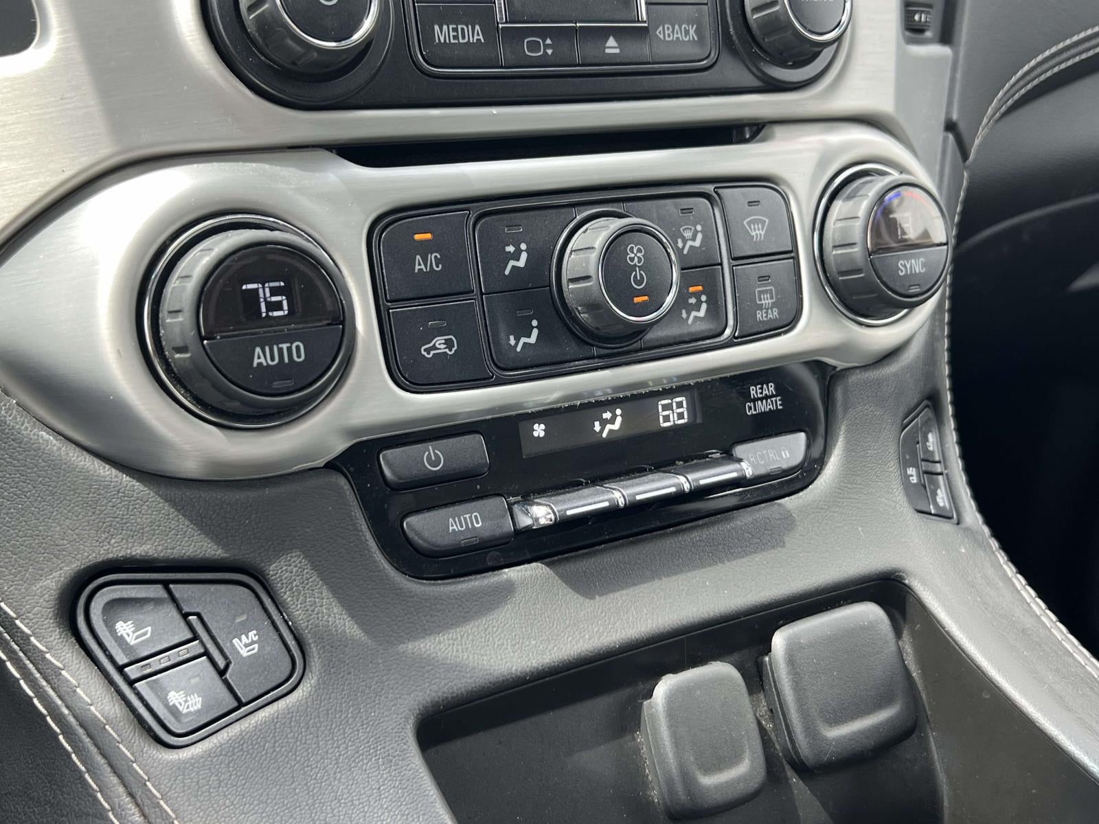 2016 GMC Yukon SLT
