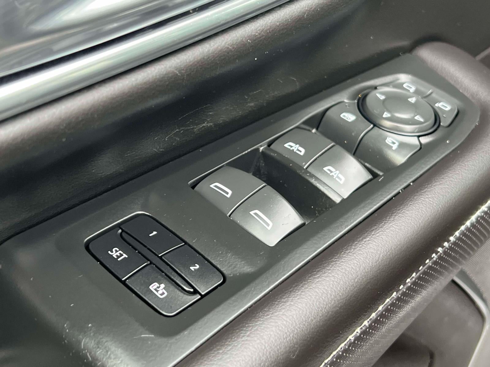 2021 GMC Yukon 4WD SLT