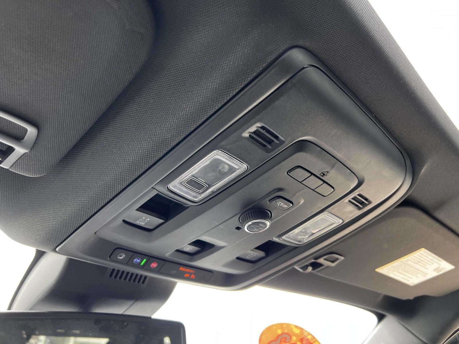 2023 GMC Yukon 4WD SLT