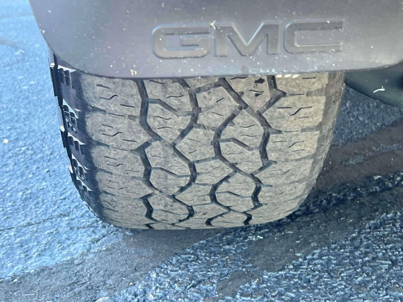 2021 GMC Yukon 4WD AT4