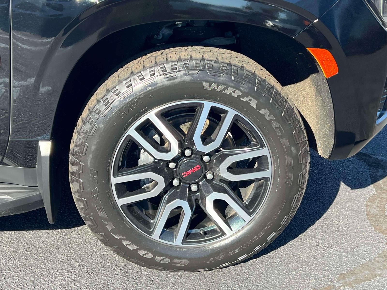 2021 GMC Yukon 4WD AT4