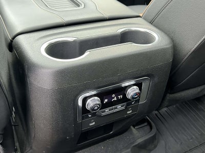 2022 GMC Yukon 4WD AT4